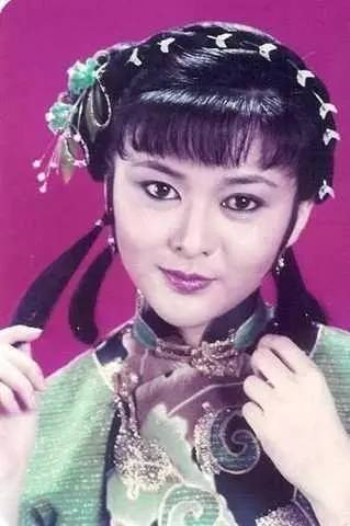 女星纯天然挂历照：刘晓庆孙俪宋丹丹汪明荃那英…巩俐腋毛都没刮