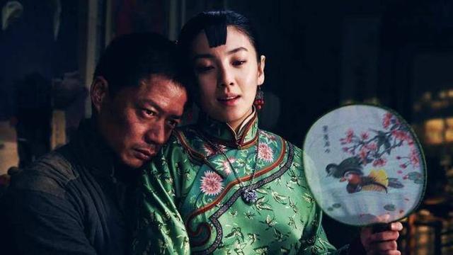 这些女星的身材告诉你：“干干瘪瘪”不叫美，珠圆玉润才更有韵味