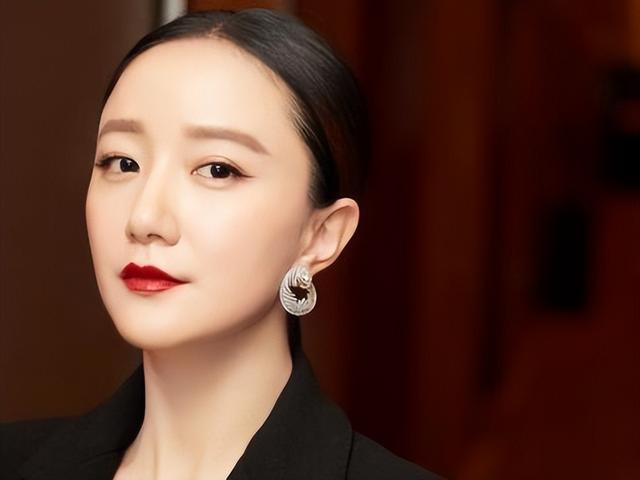 湖南盛产美人，6位湘籍女星，个个亭亭玉立，貌若天仙，千娇百媚