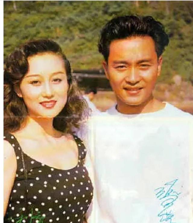 再看5位亚洲小姐：拍三级，揭丑闻，争名夺利犹如宫斗计