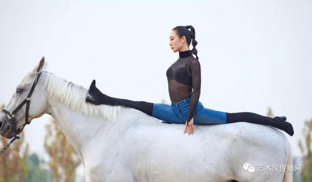 20位中国美女“一字马”，美炸了