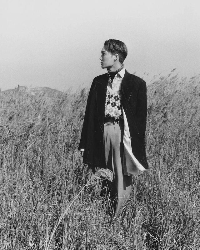 这背心神奇了，别的衣服最多不挑身材，它连性别都不挑，男女通杀