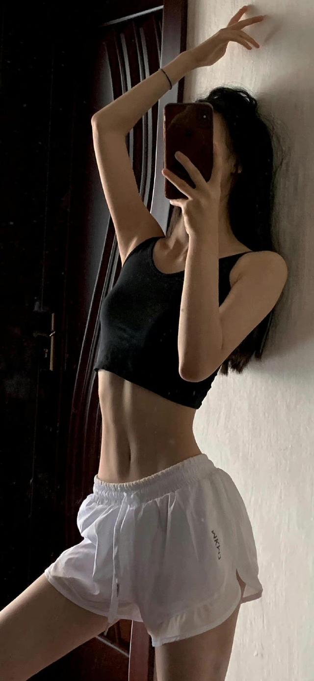 美女好身材高清手机壁纸图