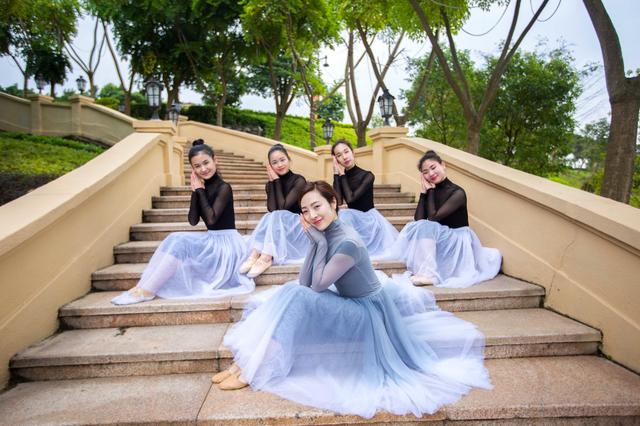 漂亮又可爱的芭蕾美女们