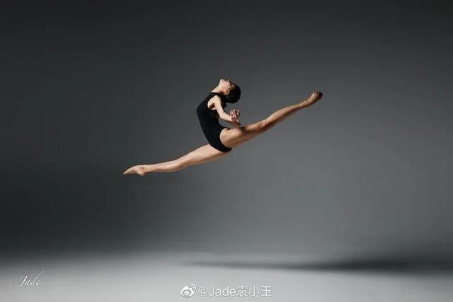 20位中国美女“一字马”，美炸了