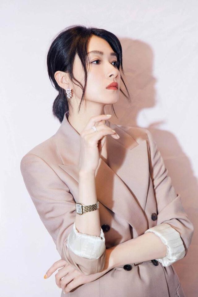 湖南盛产美人，6位湘籍女星，个个亭亭玉立，貌若天仙，千娇百媚