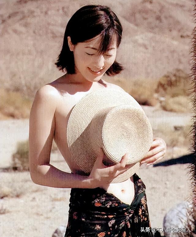 8位女星“一脱成名”,美艳背后,有人终身未婚,还有人跳楼自杀