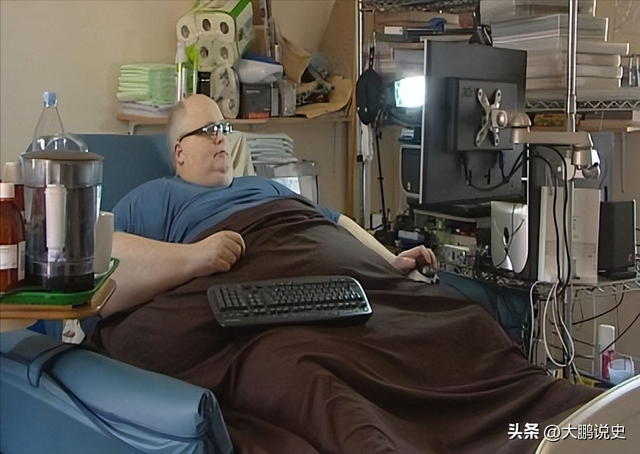 最胖的人能有多胖？1016斤！住院三年后医院告知：火化得去屠宰场
