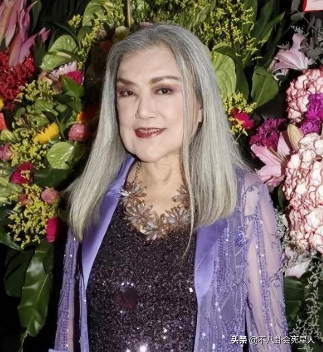 8位女星“一脱成名”,美艳背后,有人终身未婚,还有人跳楼自杀