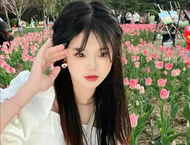 江苏19岁漂亮女生，劈腿体育生，男友：我每月给你4000，你却不忠