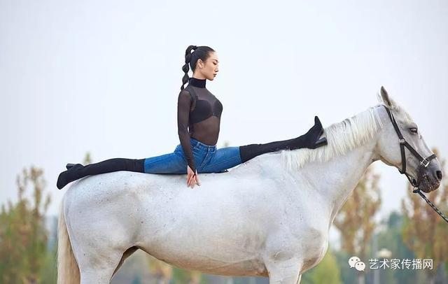 20位中国美女“一字马”，美炸了
