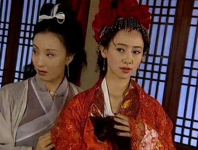 再看5位亚洲小姐：拍三级，揭丑闻，争名夺利犹如宫斗计