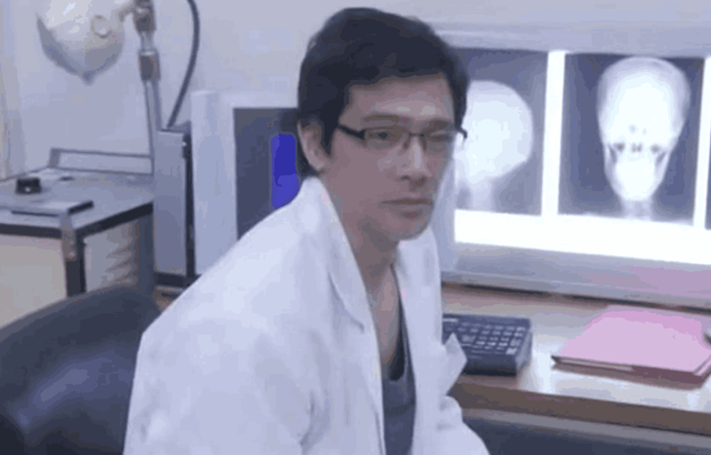 喜欢装柔弱的心机女肆意玩弄同事,怨屋本铺