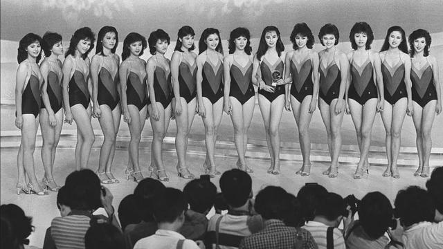 31年前内地“港姐”大赛，不露胸、屁股一样美：当年审美正常