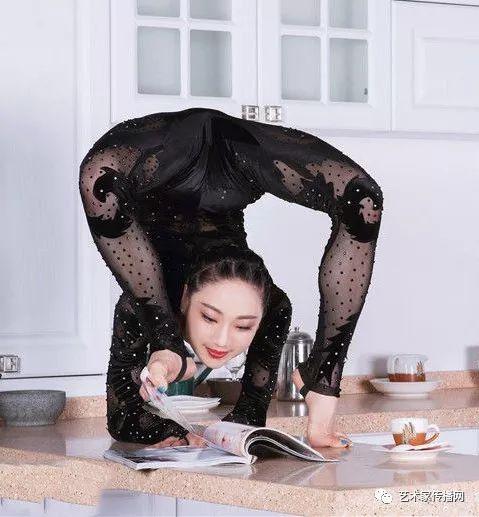 20位中国美女“一字马”，美炸了