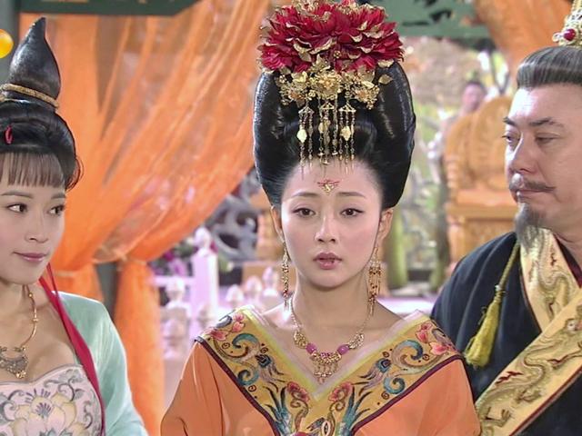 杨贵妃：入宫16年，颠覆半个唐朝，王的女人，到底死于谁手？