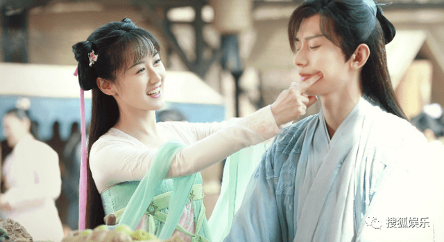 控诉前夫高新杰婚内孕期出轨女演员？但张君竹自己好像也挺吓人啊