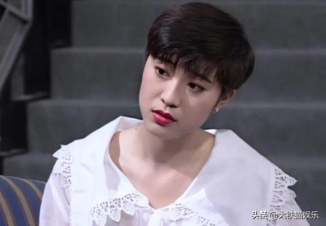 “胸有大痣”是美人标配？10位胸口有朱砂痣的女星，个个貌美如花