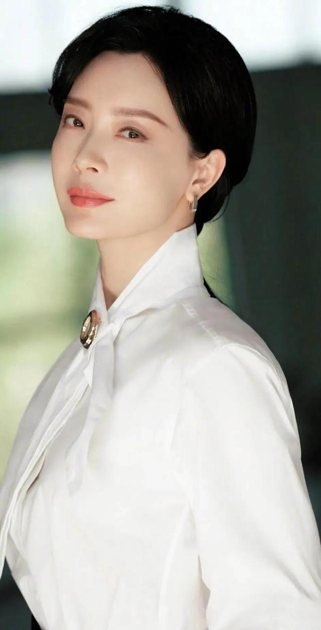 优雅漂亮的东方美女！
