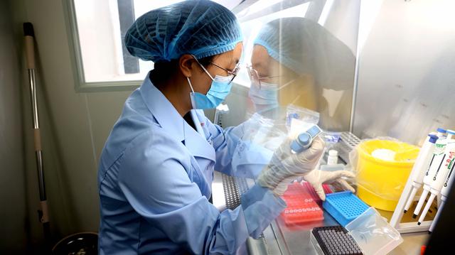 一群人守护一座城，一座城保护一群人