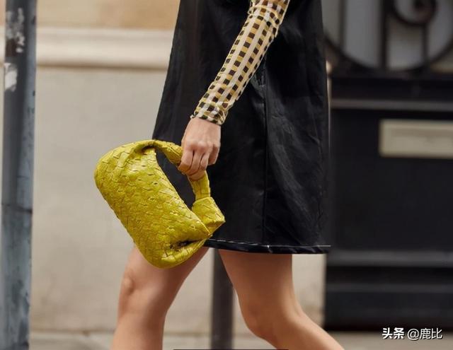 爱包女孩必看｜21款当下最火的大牌包包，综合实力能得几分？