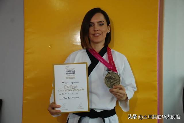 女性的力量：认识主宰跆拳道的土耳其女性