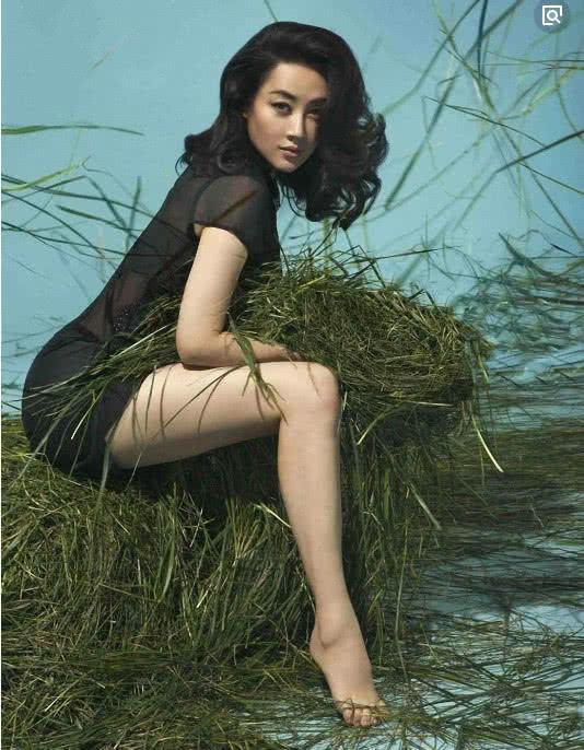 这些女星的身材告诉你：“干干瘪瘪”不叫美，珠圆玉润才更有韵味