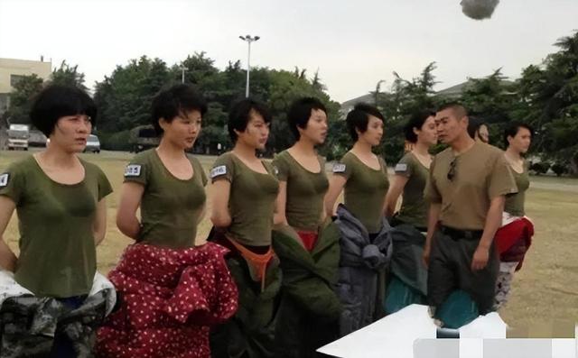 电视剧不敢拍的“下半身”，藏着演员们的7大秘密，看了一言难尽