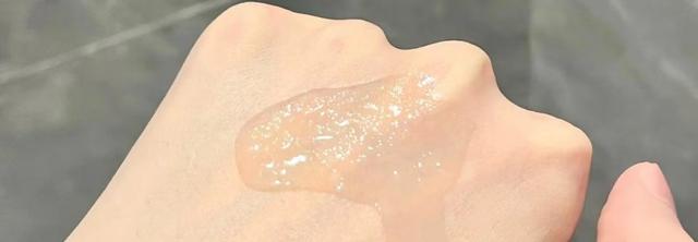 中年女人用什么精华液好?3款好用的国货精华,效果不比大牌差