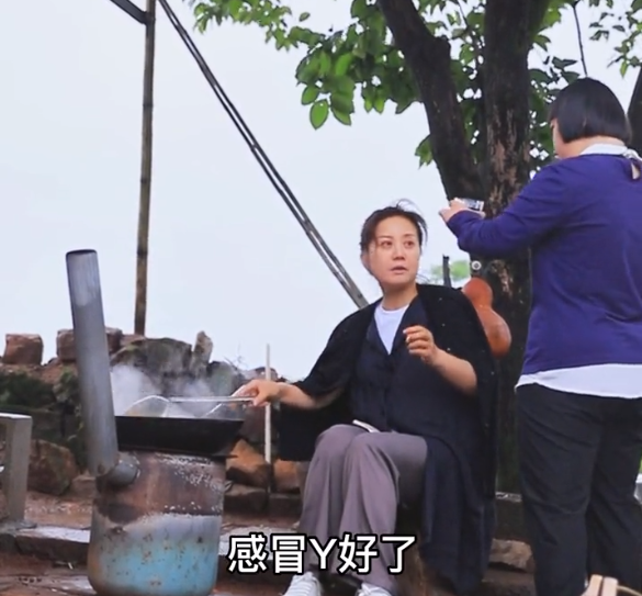 娜娜的乡村生活：母女凭温馨日常爆火，女儿患唐氏综合征依然自信