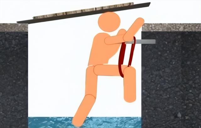 2013年,女教师雨天被人推进下水道,嫌疑人:就想开个玩笑