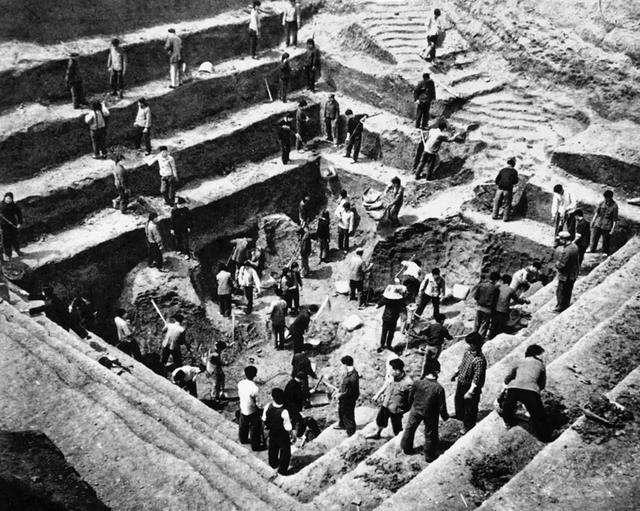 湖南挖出一座道教古墓，墓中出土神秘女子，尸体历经千年不腐