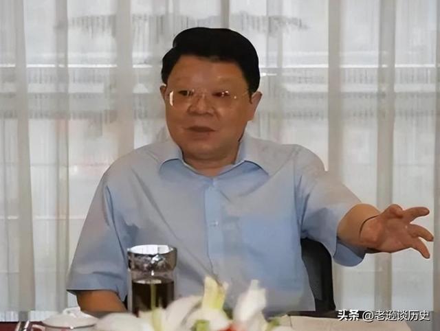 “扫黑局长”文强覆灭记：霸占警花十余年，被捕时家中发现2000万