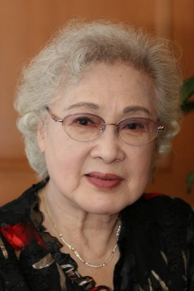 被周总理称为“中国最美女性”,已99岁的秦怡老了依旧如此美丽