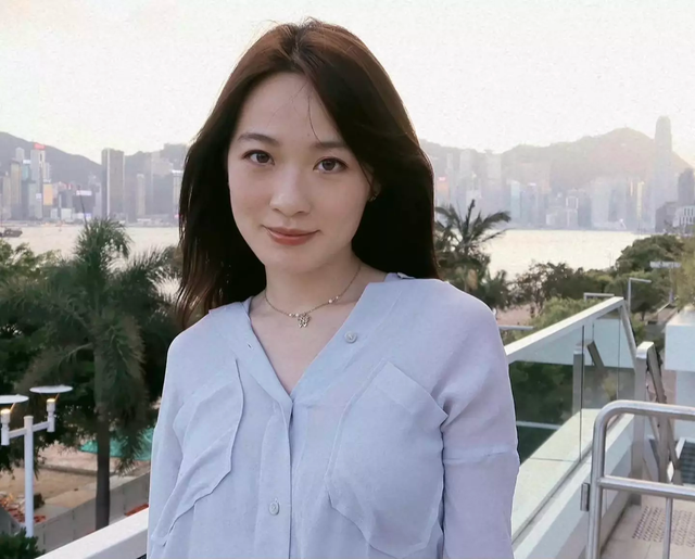 香港知名女星新剧迎破格性演出！差点遭活体解剖，几乎全裸上阵