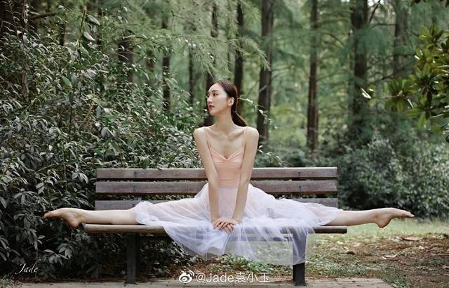 20位中国美女“一字马”，美炸了