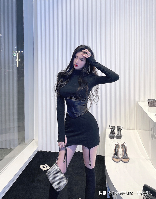 女生的胸减脂时会变小吗?能够练大吗?女生的胸该怎么练?