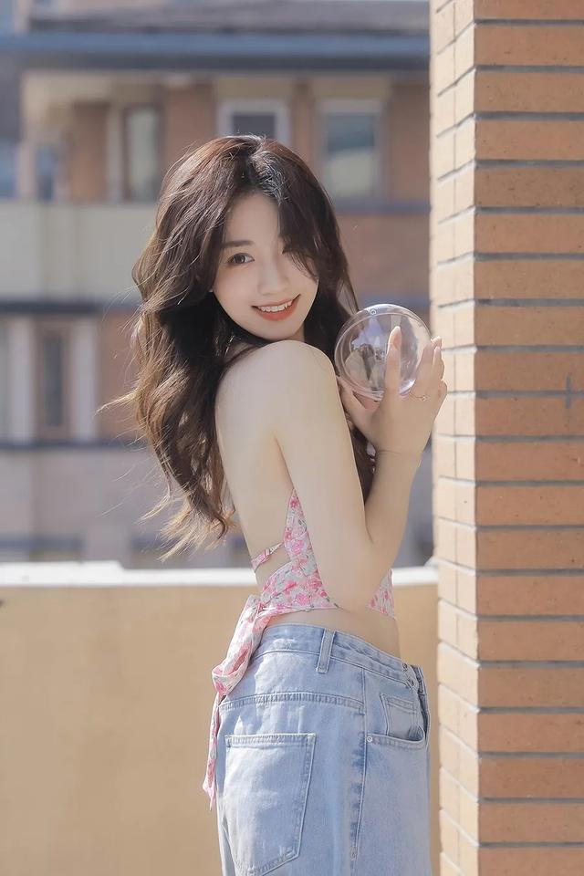 美女好身材高清手机壁纸图