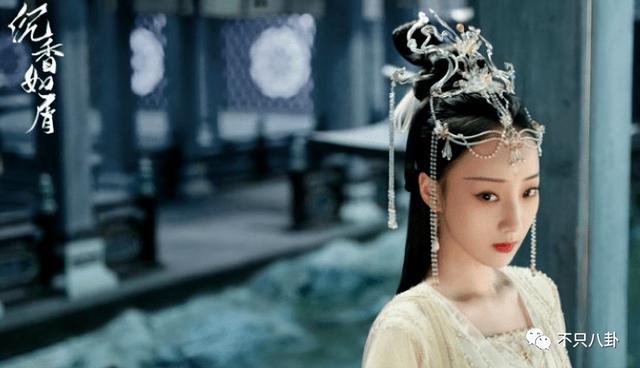 控诉前夫高新杰婚内孕期出轨女演员？但张君竹自己好像也挺吓人啊