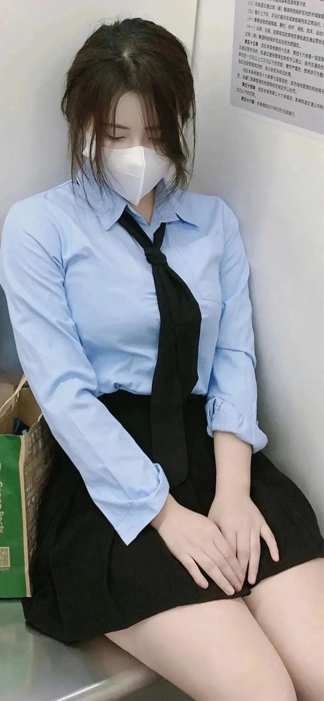 美女好身材高清手机壁纸图