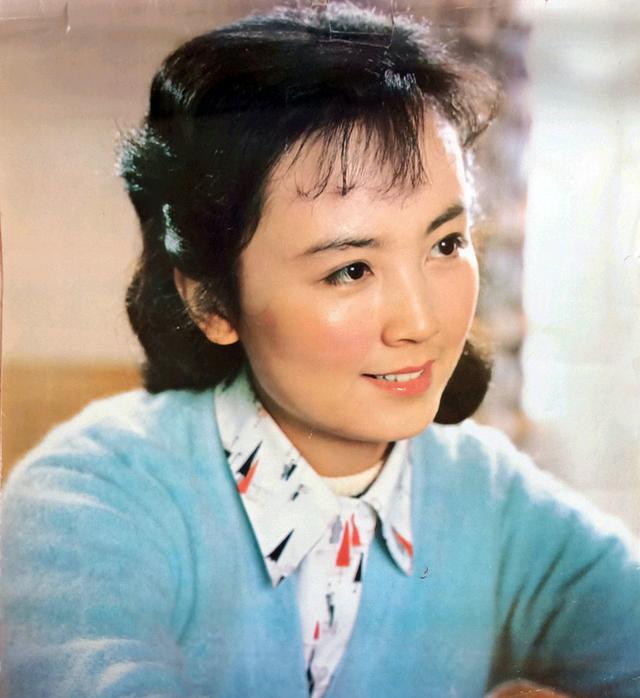 80年代“氧气美女”赵静 23张美照欣赏 不仅是俏丽花旦 还是贤妻良母