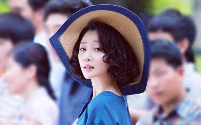 这些女星的身材告诉你：“干干瘪瘪”不叫美，珠圆玉润才更有韵味