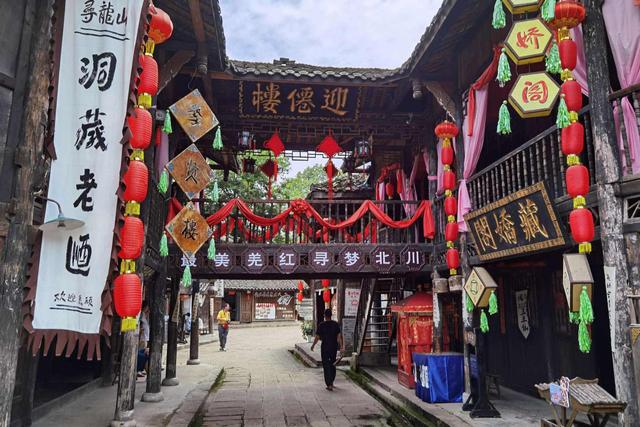 四川有座影视小镇，至今保持着民国风貌，网友：门票有点小贵