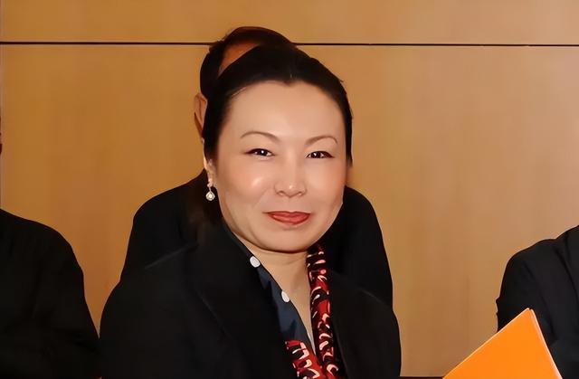 云南美女书记罗敏：同时给3位上司当情人，涉及3000万赃款被判刑