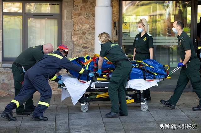 最胖的人能有多胖？1016斤！住院三年后医院告知：火化得去屠宰场