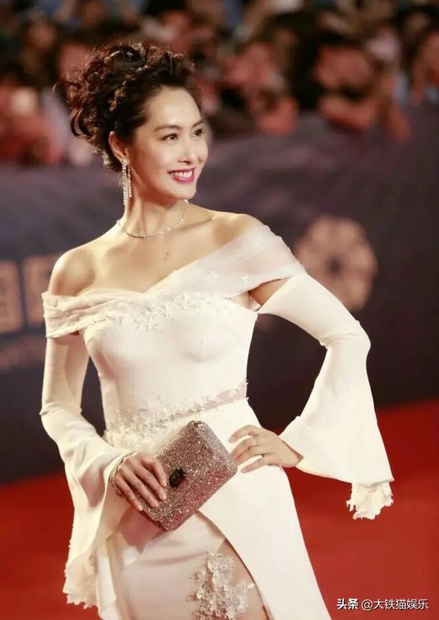 “胸有大痣”是美人标配？10位胸口有朱砂痣的女星，个个貌美如花