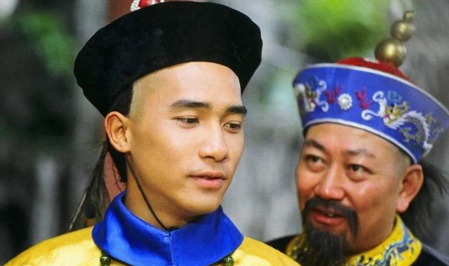 “刘嘉玲为什么能忍梁朝伟35年?”