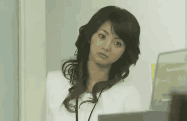 喜欢装柔弱的心机女肆意玩弄同事,怨屋本铺