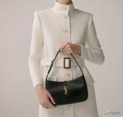 爱包女孩必看｜21款当下最火的大牌包包，综合实力能得几分？