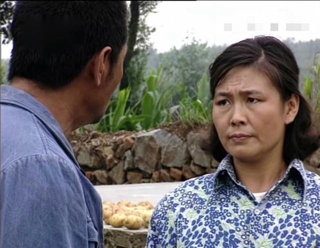 《篱笆·女人和狗》：前任现任分不清的女人，不适合“娶进门”